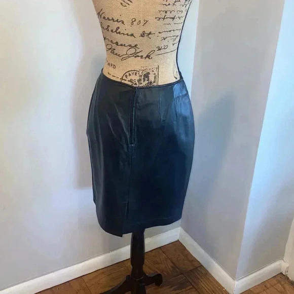 Apostrophe Leather Pencil Skirt - Picture 3 of 5